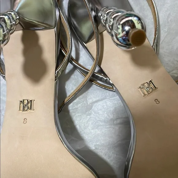 Badgley Mischka Silver Sculptural Heels - Picture 9 of 11